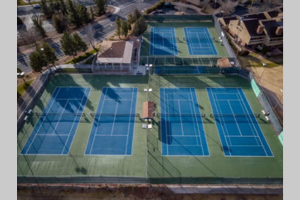 סנט ג'ורג' Villa #24 At Bloomington Country Club מראה חיצוני תמונה